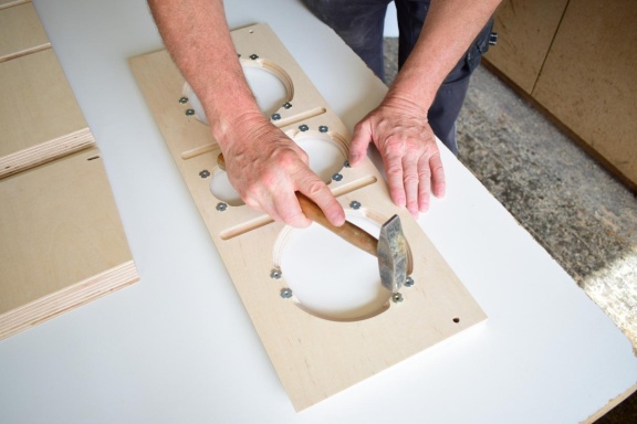 Illuminator-Center 02